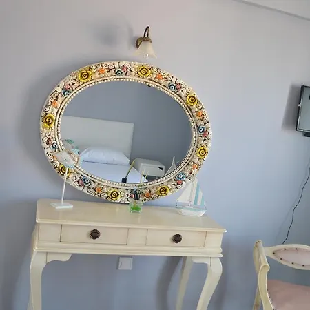 Bed & Breakfast Lapis Port Surf Alacati