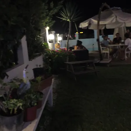 Bed and Breakfast Lapis Port Surf 2*